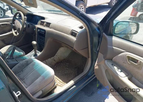 1998 Toyota Camry Le V6 из США, поврежденный, VIN 4T1BF22K1WU927328